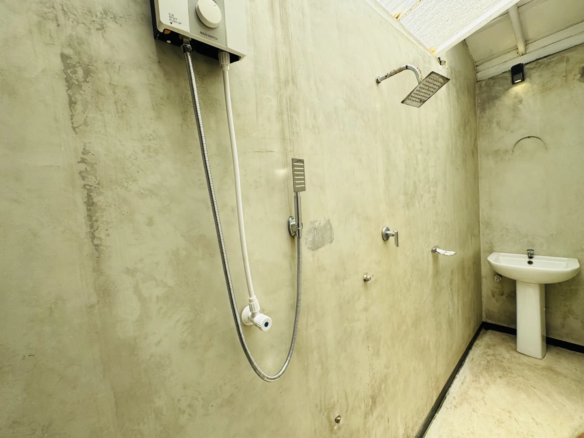 Double Room with Balcony — photo 4